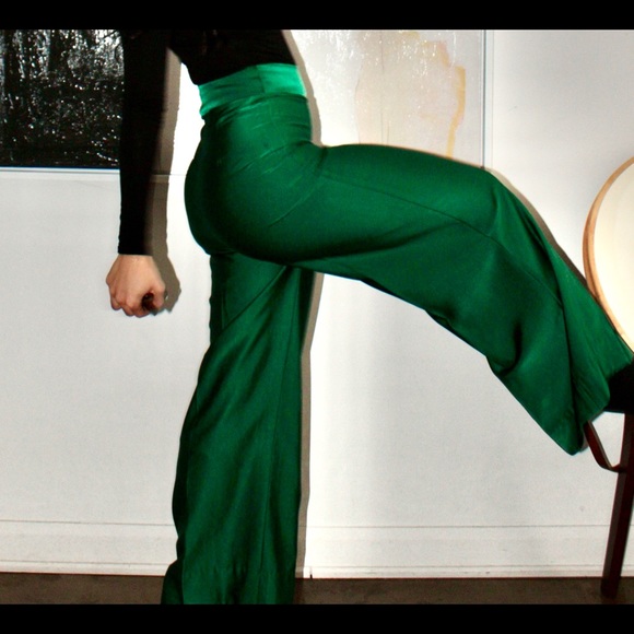 LeoNora Satin Lush Green Pants